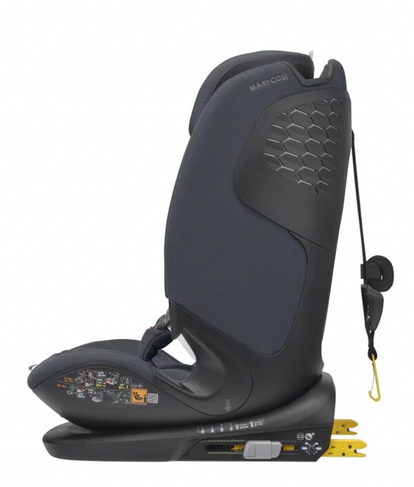 Titan Pro i-Size