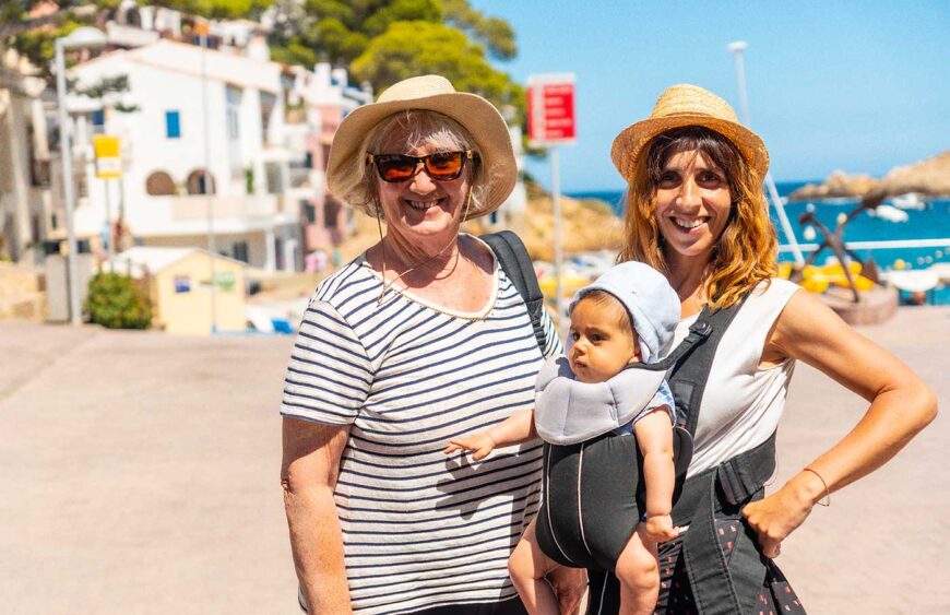 a-family-on-the-beach-of-sa-tuna-on-the-coast-of-b-2024-12-10-02-25-07-utc