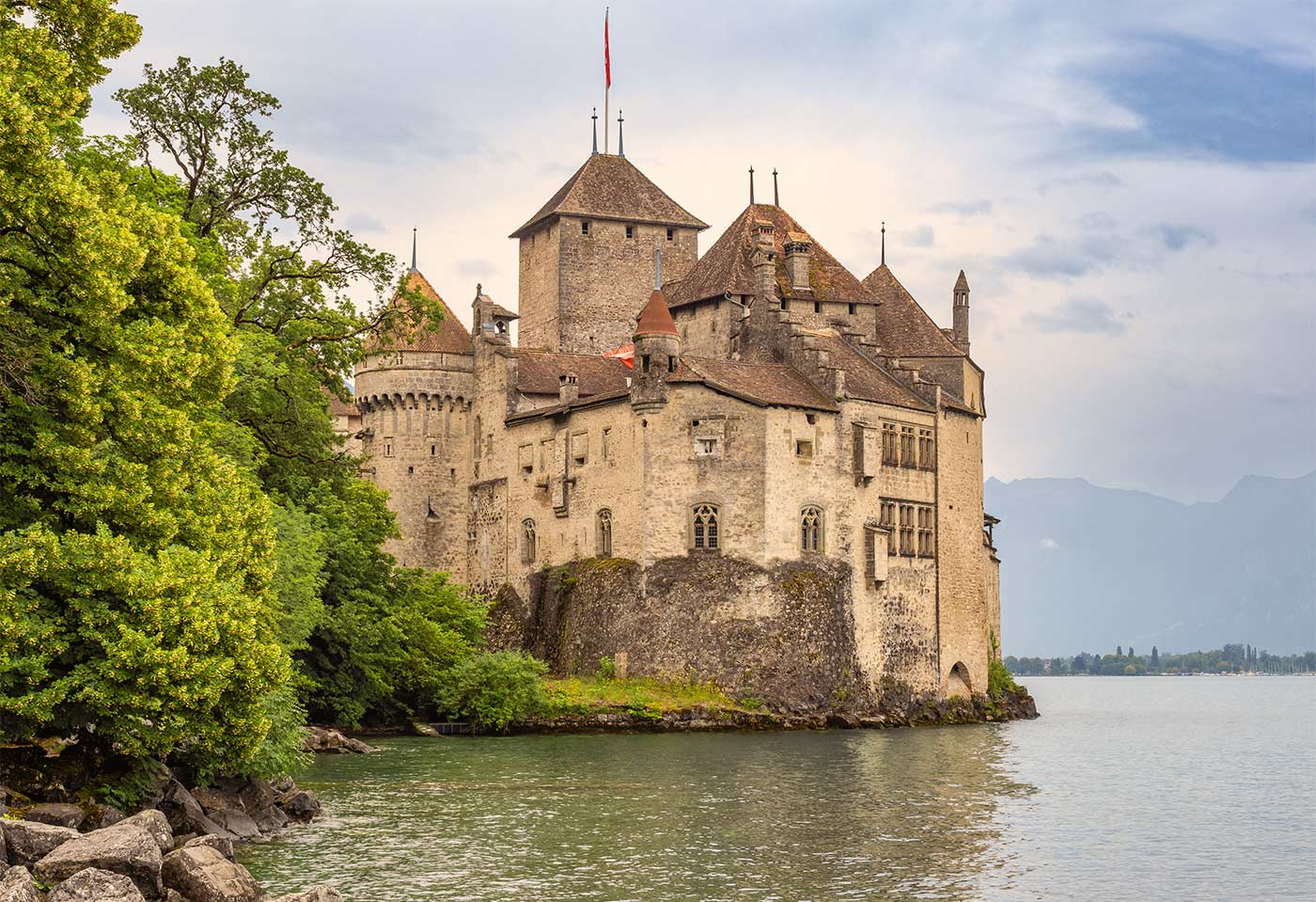 chillon-castle-in-east-switzerland-2025-03-07-08-53-32-utc