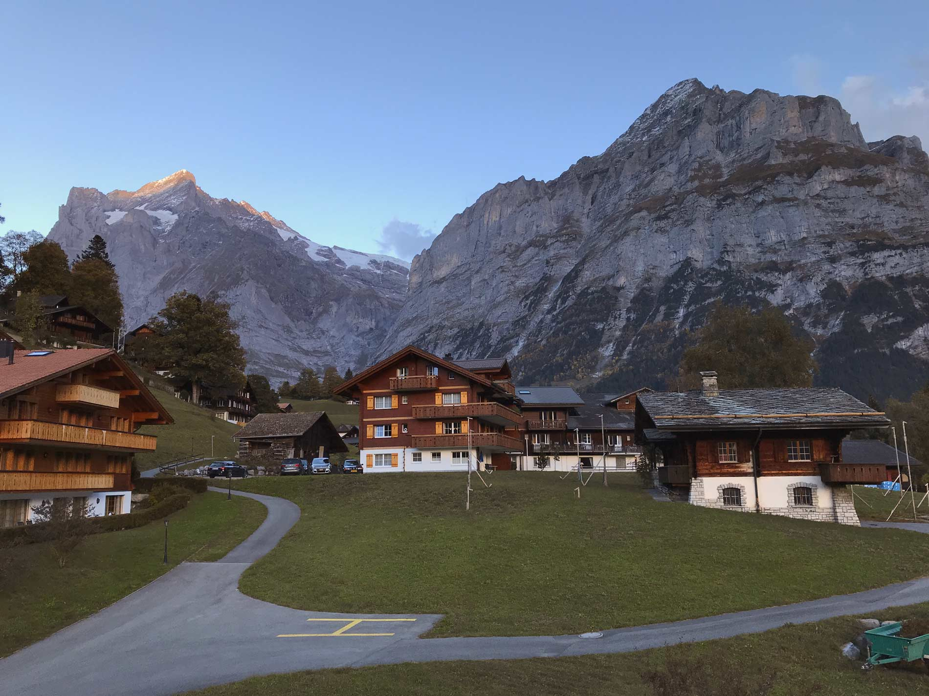 mountain-at-grindelwald-2025-03-09-12-34-08-utc