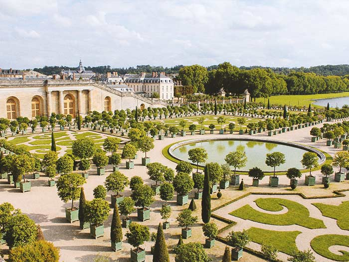 Versailles-Gardens_paris_france