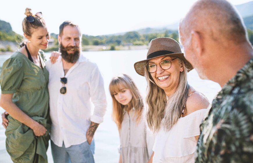 multigeneration-family_featured