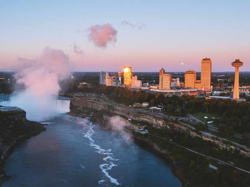 canada_niagara-falls_01